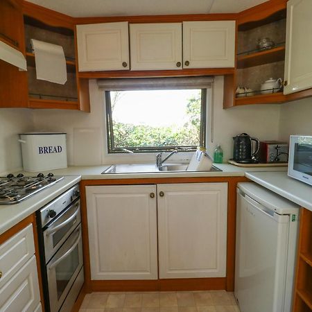 Fron Dderw Caravan Holyhead Eksteriør bilde