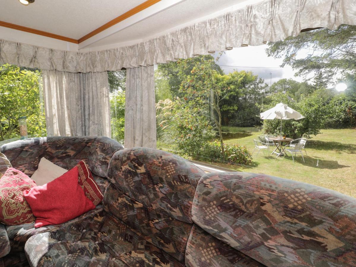 Fron Dderw Caravan Holyhead Eksteriør bilde